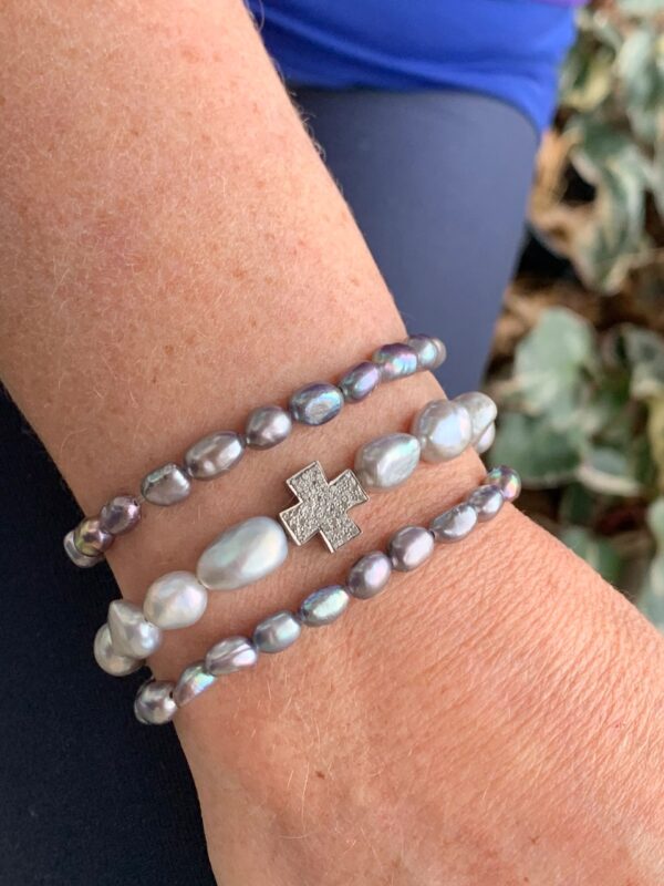 Gray-Pearl-Stretch-Bracelets-Pave-Diamond-Cros-1.jpg Gray-Pearl-Stretch-Bracelets-Pave-Diamond-Cros-1.jpg