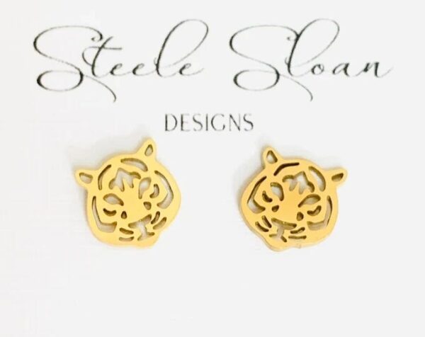 Tiger-earrings-gold-stud-tiger-earrings-1.jpg