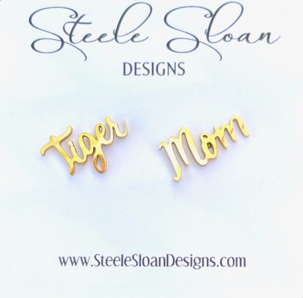 Tiger-mom-Gold-stud-earrings-1.jpeg Tiger-mom-Gold-stud-earrings-1.jpeg
