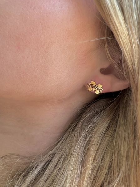 rs=w_1200,h_1200 (2) rs=w_1200,h_1200 (2)